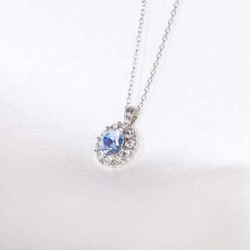 Halsband Sofia Light Sapphire (Silver) 40246 - Dahlströms Guld