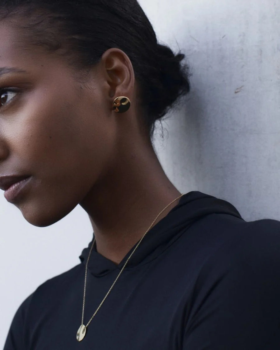 Örhängen Flowy Studs Gold